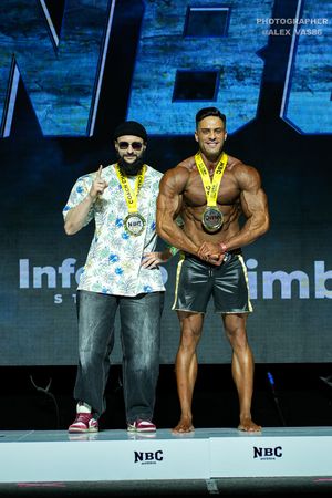 MAN'S PHYSIQUE +179